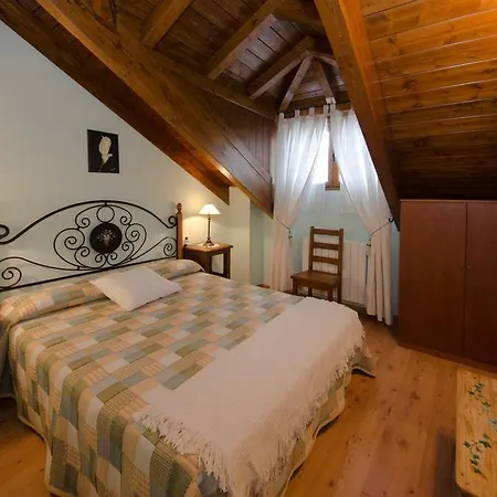 Casa Aneta Sarvisé
