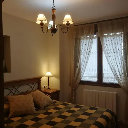 Apartamento Casa Aneta Sarvisé